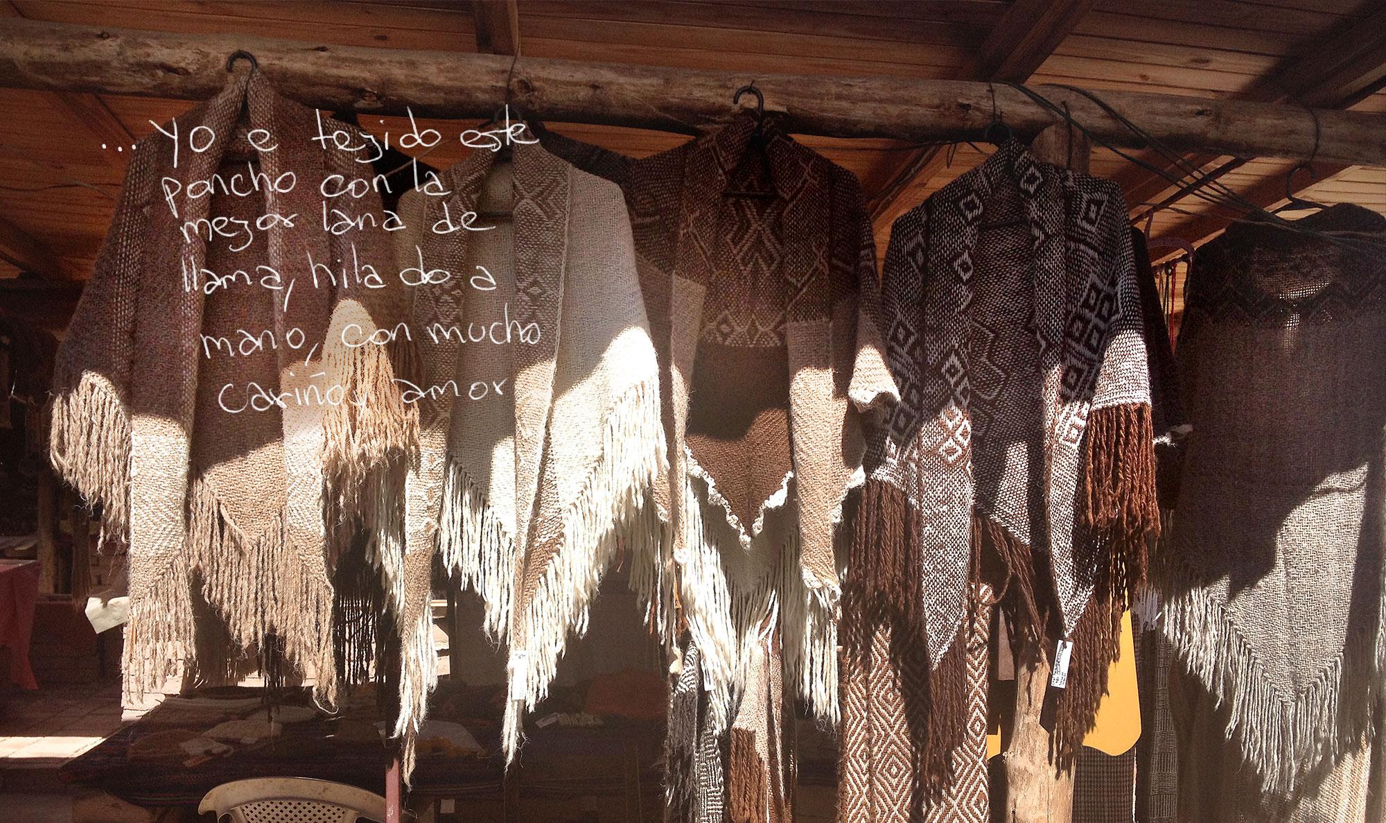 Gerne von der StAnGE, bitte! ponchos_textilien_argentinien.jpg